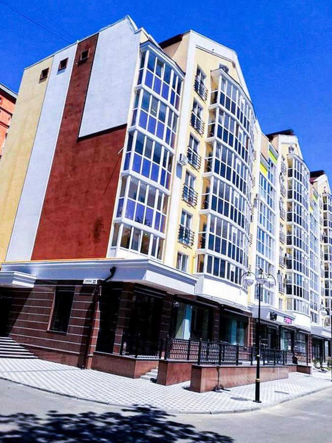 Apartpoltava: Spacious One-Bedroom in New Building, Korpusnyi Park Exterior photo