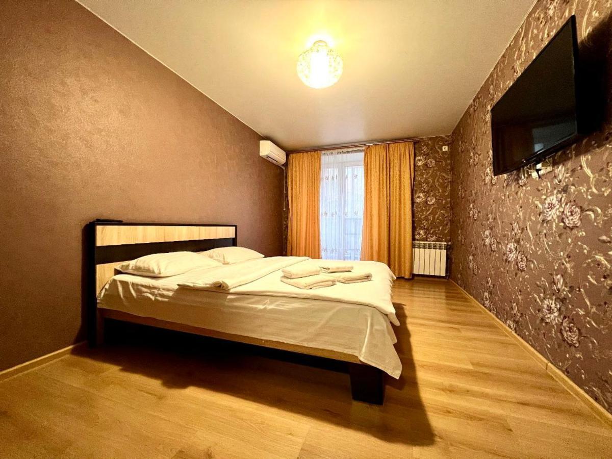 Apartpoltava: Spacious One-Bedroom in New Building, Korpusnyi Park Exterior photo